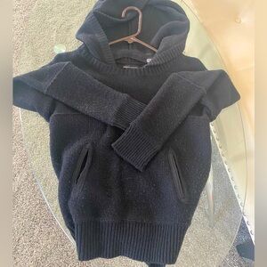 Super Cozy & Fashionable Sweater